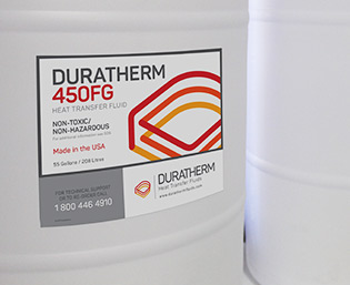 Fässer mit lebensmittelverträglichem Thermoöl Duratherm 450FG.